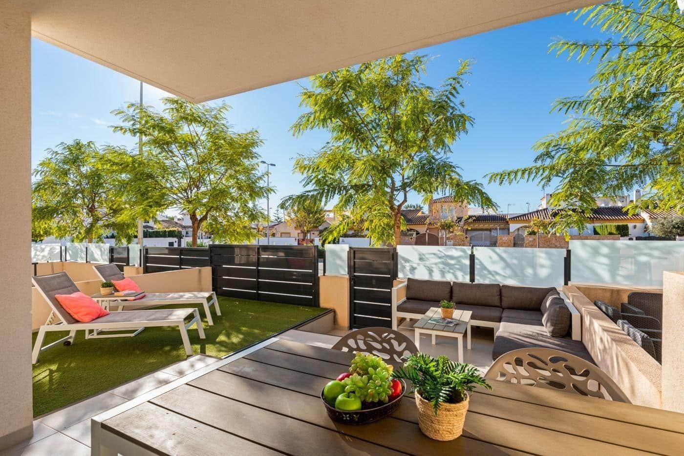 3 Zimmer Apartment zu verkaufen in Pilar de la Horadada mit Pool - 249.000 € (Ref: 9578961)