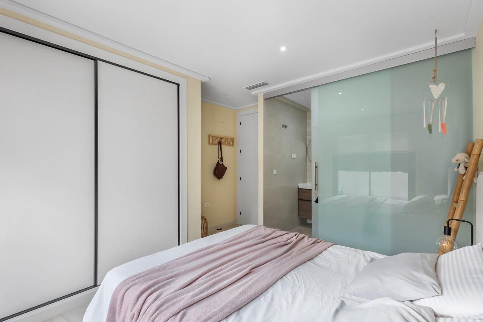 2 soverom Leilighet til salgs i Torrevieja - € 295 000 (Ref: 9583081)