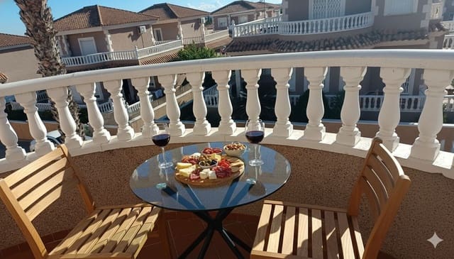 4 soverom Villa til salgs i Centro, Torrevieja med garasje - € 360 000 (Ref: 9586757)