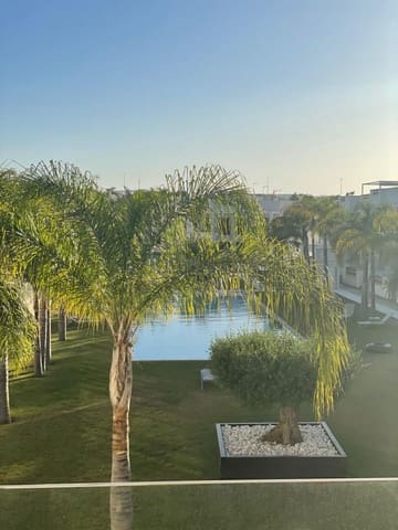 2 makuuhuone Huoneisto myytävänä paikassa Centro, Torrevieja mukana 
autotalli - 300 000 € (Ref: 9586760)