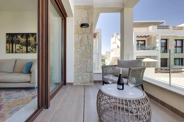 2 Zimmer Apartment zu verkaufen in Centro, Torrevieja mit Garage - 300.000 € (Ref: 9586760)