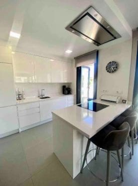 5 soveværelse Villa til salg i Centro, Torrevieja med garage - € 999.999 (Ref: 9586761)