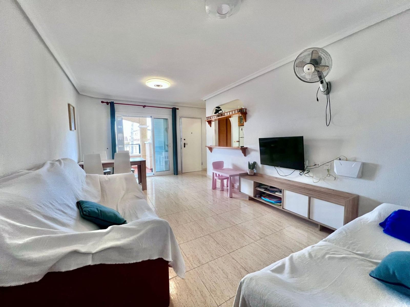 2 makuuhuone Bungalow myytävänä paikassa Pilar de la Horadada mukana uima-altaan 
autotalli - 220 000 € (Ref: 9586762)