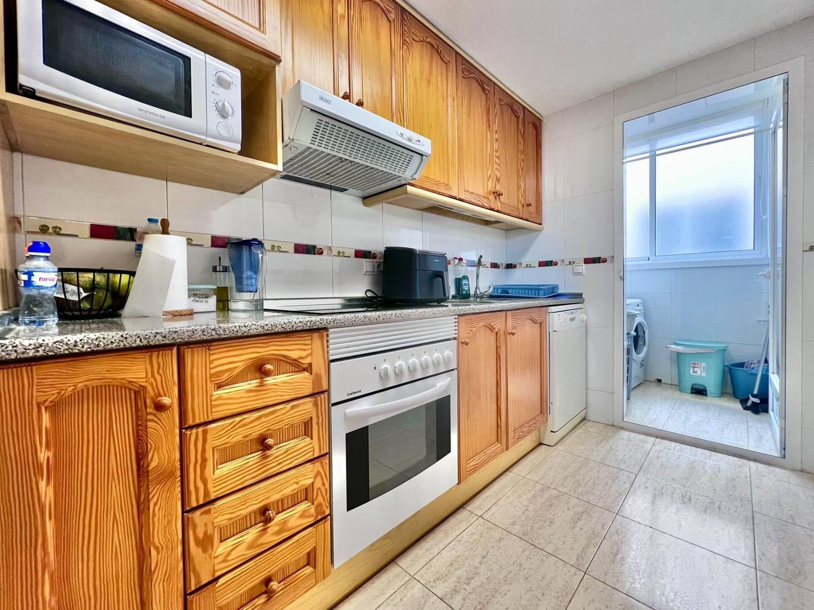 2 makuuhuone Bungalow myytävänä paikassa Pilar de la Horadada mukana uima-altaan 
autotalli - 220 000 € (Ref: 9586762)