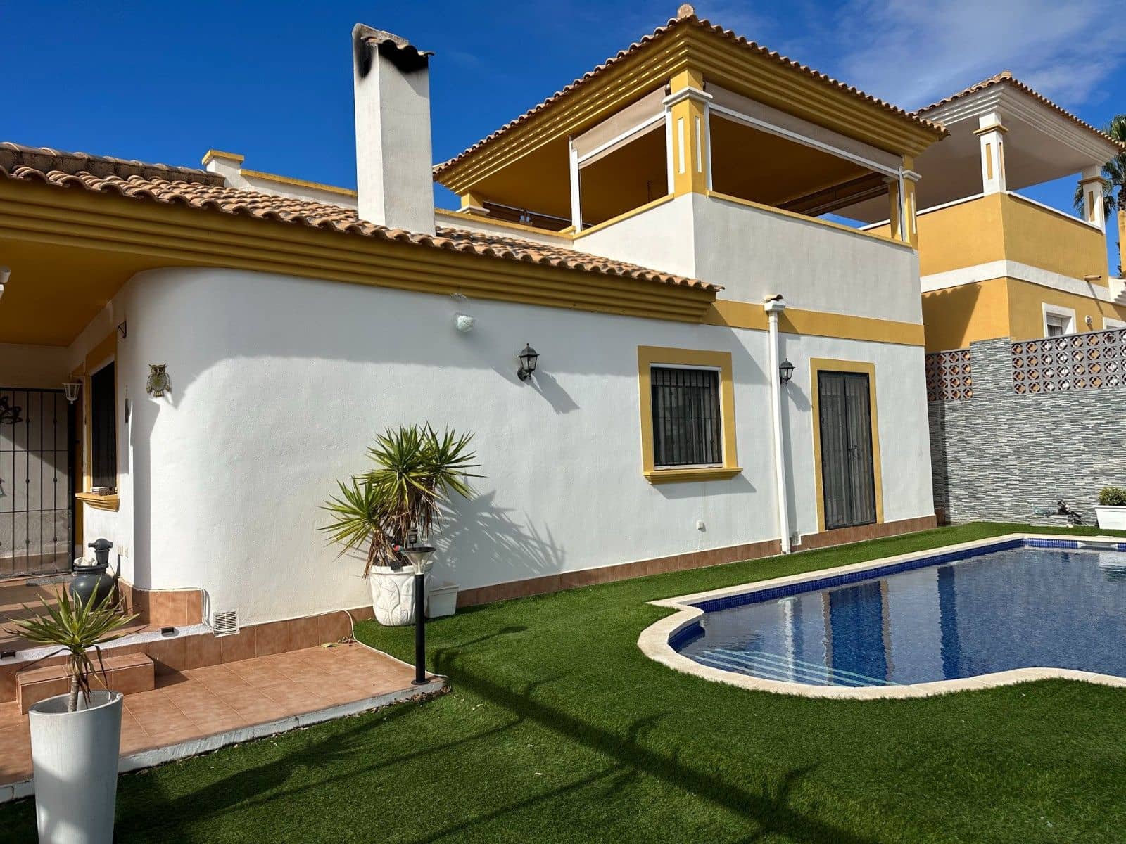 2 makuuhuone Huvila myytävänä paikassa Orihuela - 270 000 € (Ref: 9591590)