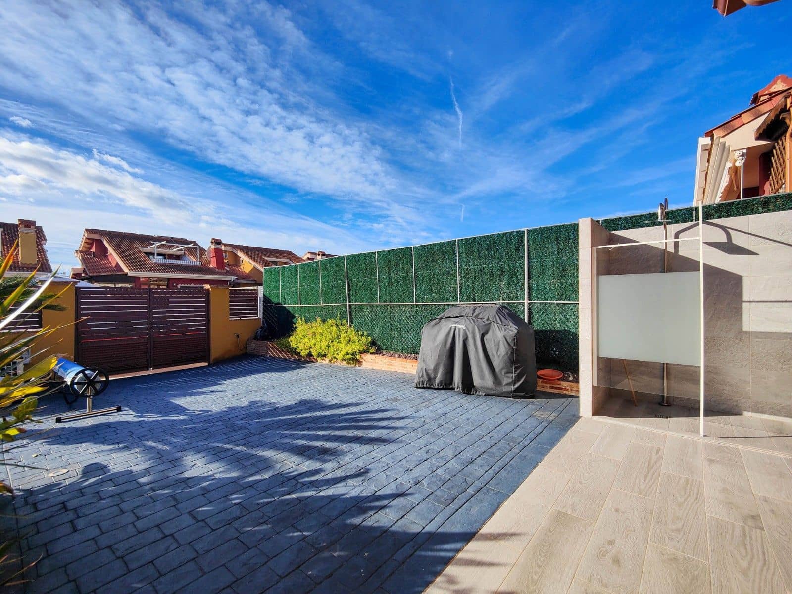 3 bedroom Villa for sale in El Raso with pool garage - € 365,000 (Ref: 9591591)