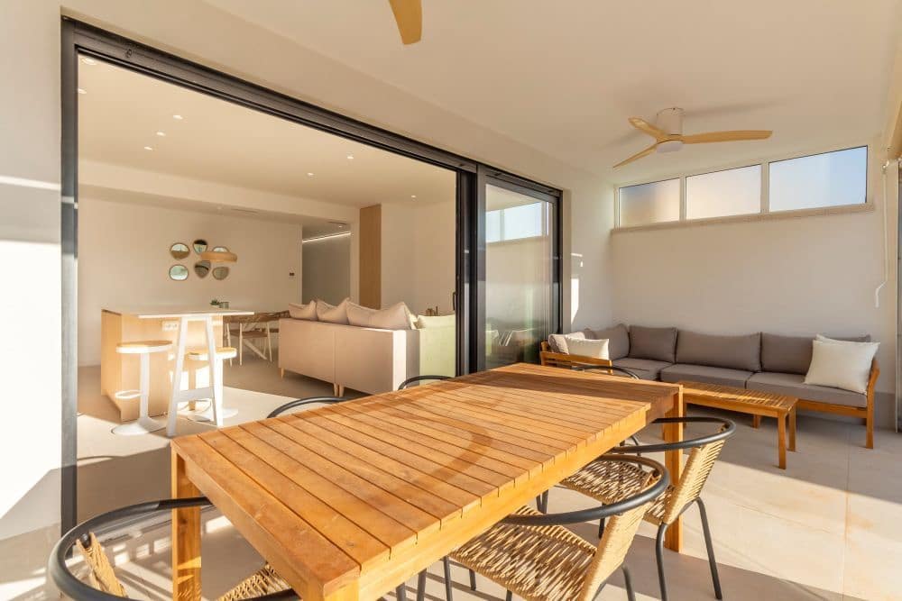 3 sypialnia Willa na sprzedaż w Torrevieja z basenem - 499 000 € (Ref: 9591597)