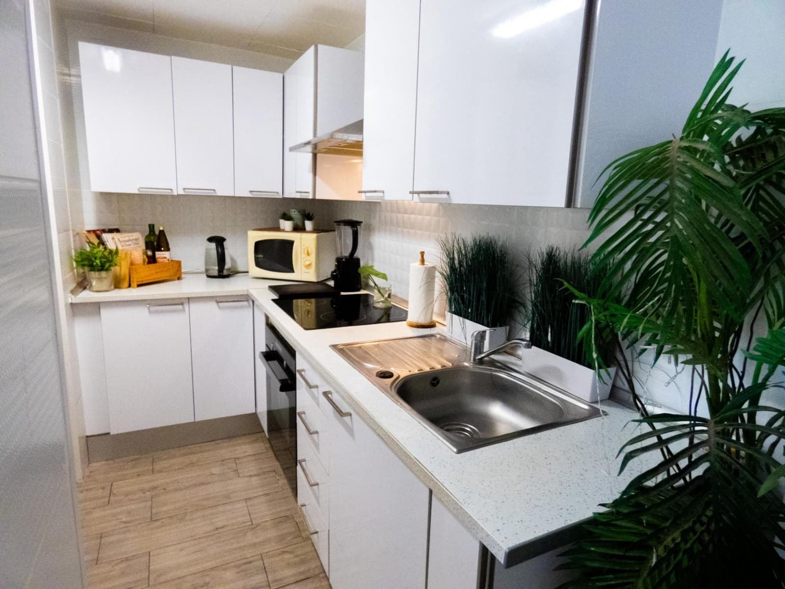 4 makuuhuone Huvila myytävänä paikassa Playa Flamenca mukana uima-altaan - 399 000 € (Ref: 9596412)