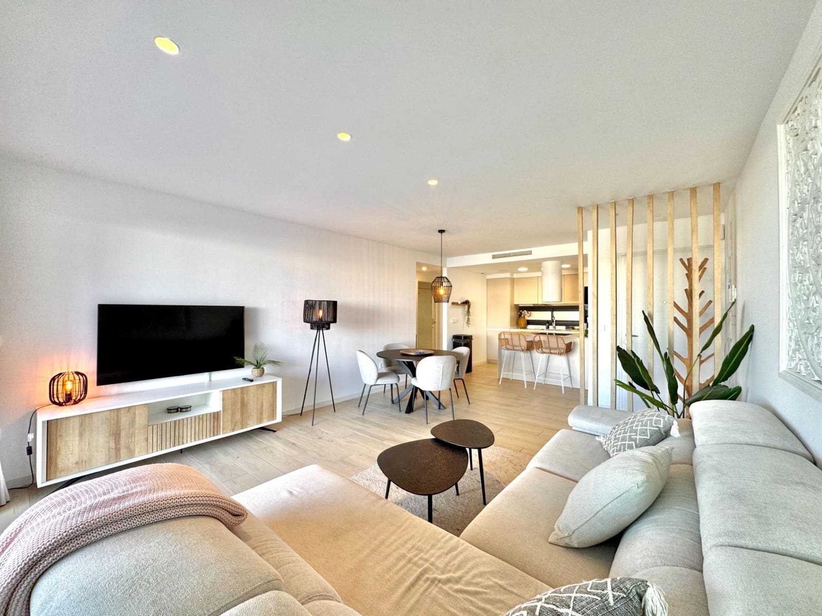 Apartamento de 2 habitaciones en Los Alcázares en venta con piscina garaje - 347.000 € (Ref: 9596413)