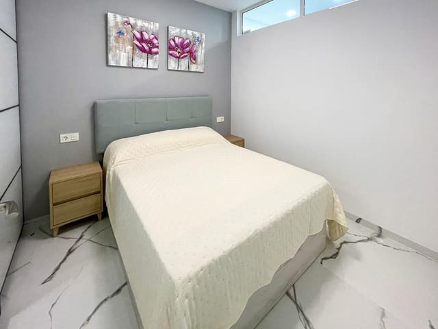 2 makuuhuone Huoneisto myytävänä paikassa Playa del Cura, Torrevieja - 230 000 € (Ref: 9596423)