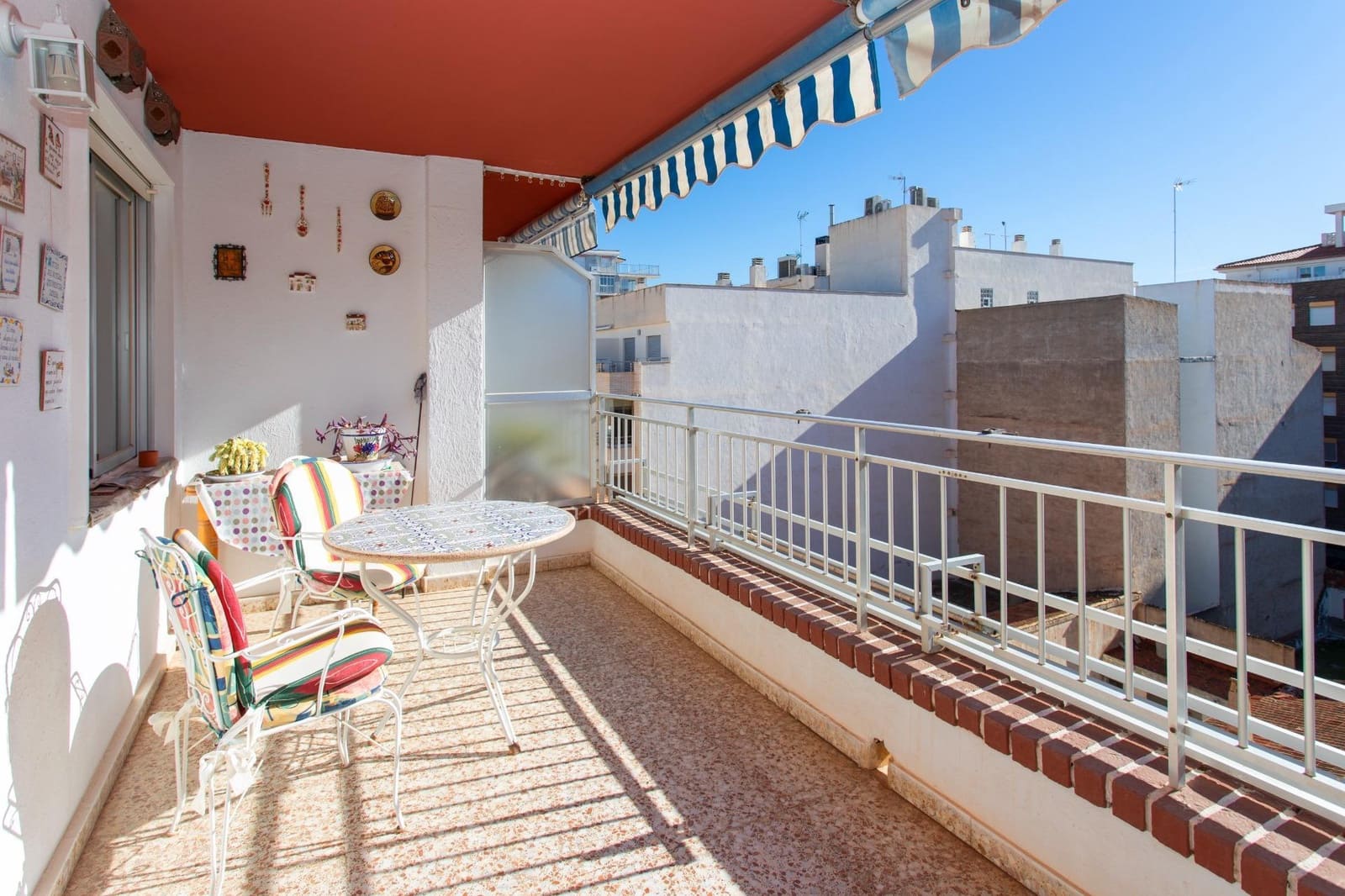 3 slaapkamer Penthouse te koop in Torrevieja - € 197.000 (Ref: 9596424)