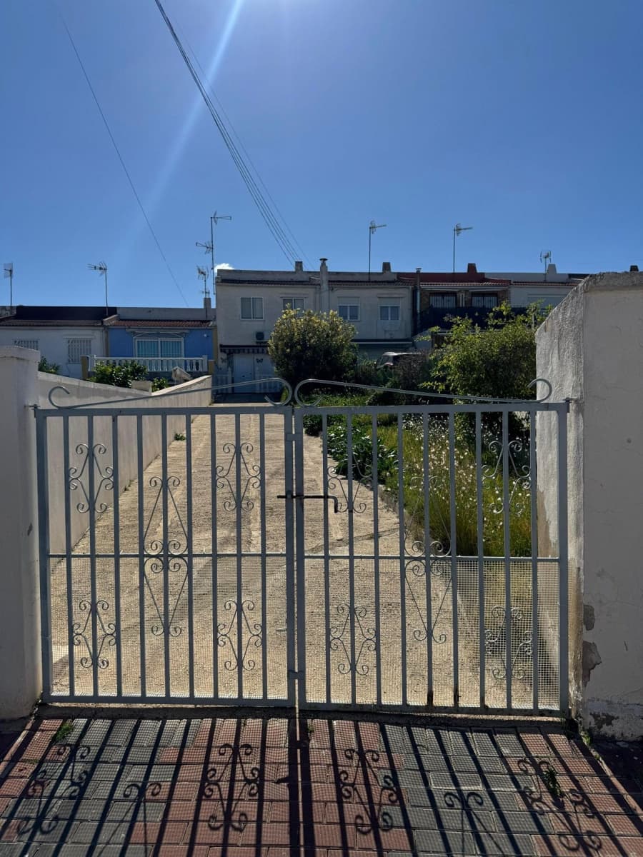 3 sovrum Hus till salu i La Siesta med garage - 196 000 € (Ref: 9596435)