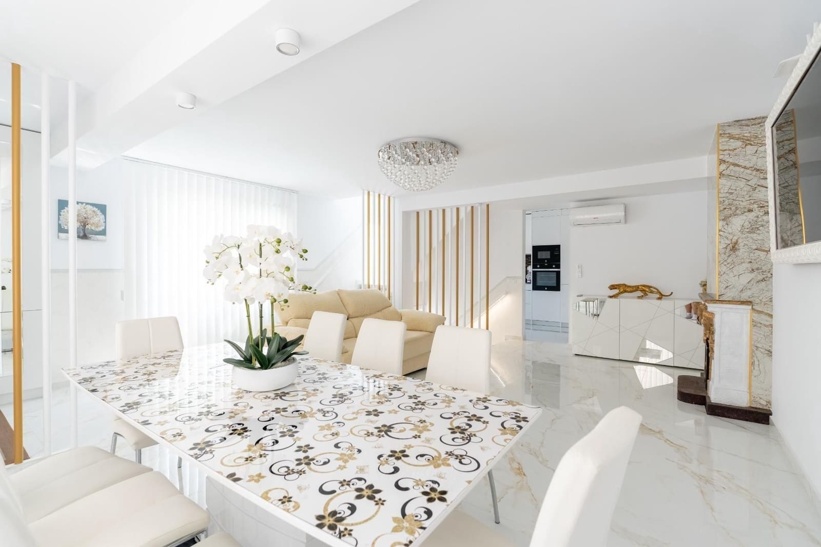 4 makuuhuone Paritalo myytävänä paikassa Punta Prima mukana uima-altaan - 529 000 € (Ref: 9596437)