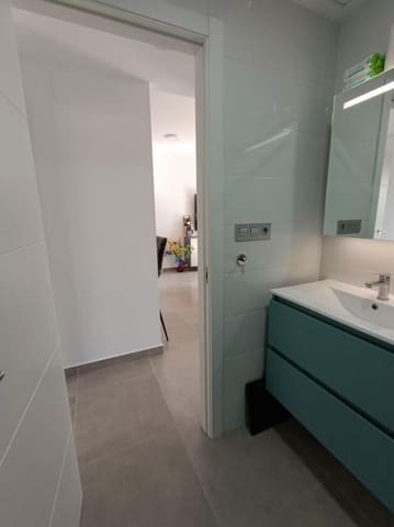 Ático de 2 habitaciones en Pilar de la Horadada en venta con piscina - 264.900 € (Ref: 9601276)