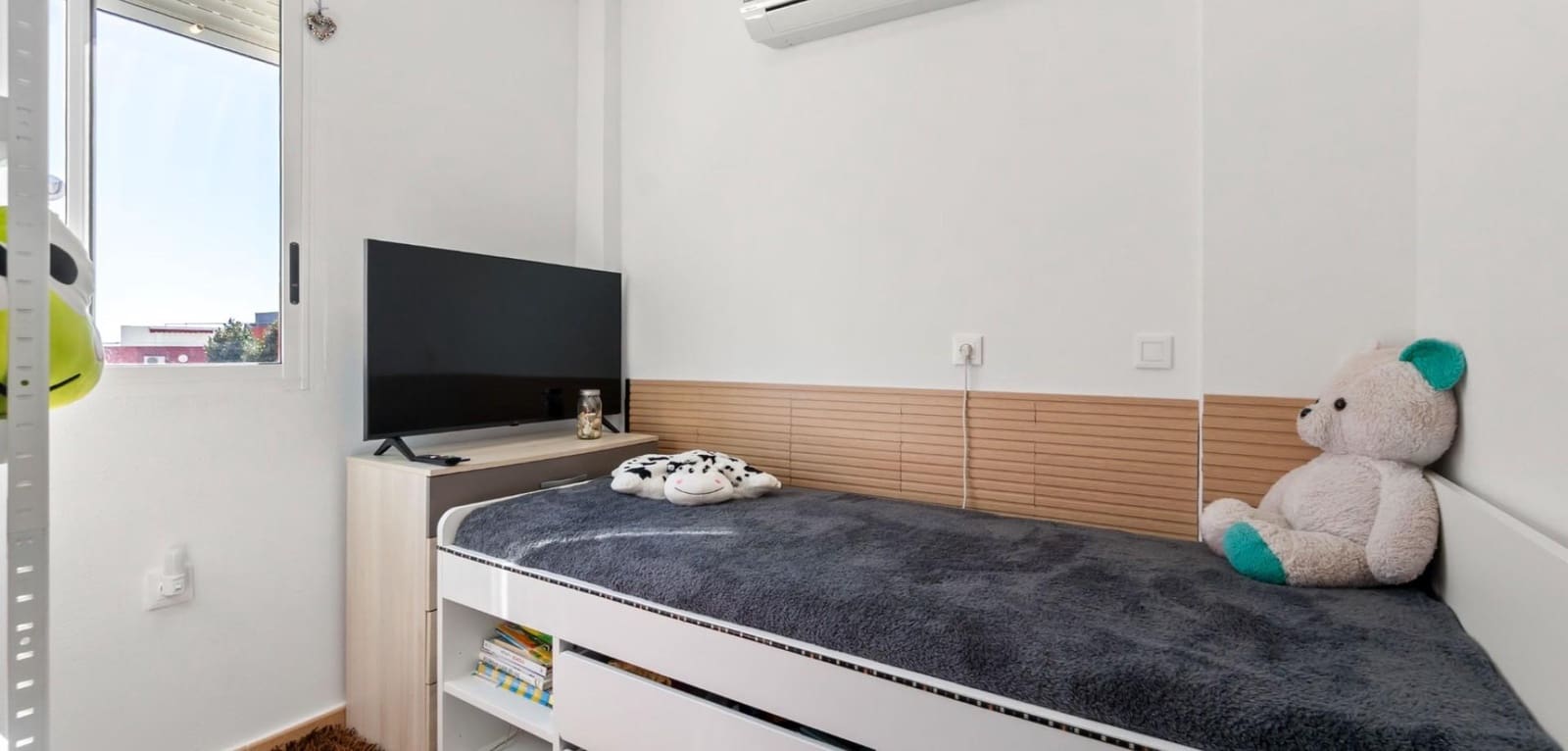 3 bedroom Terraced Villa for sale in Filipinas with pool - € 288,000 (Ref: 9601282)