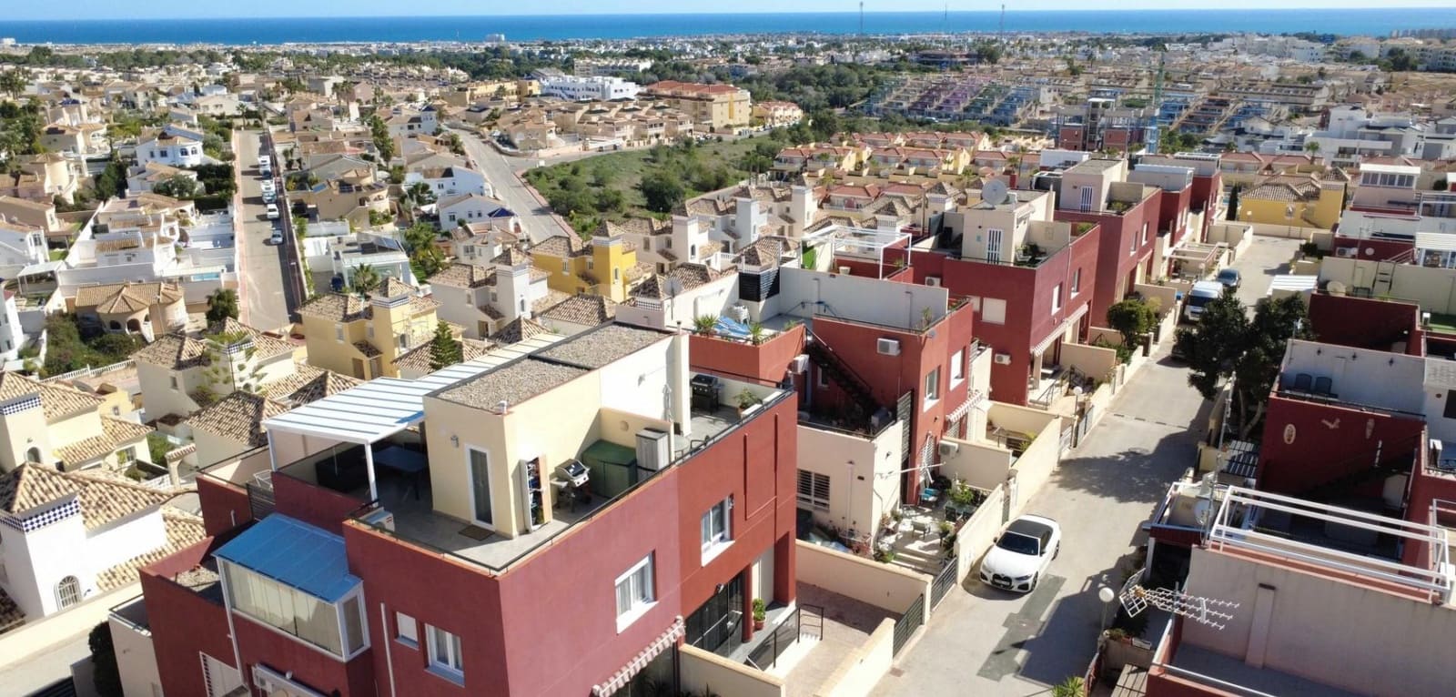 3 bedroom Terraced Villa for sale in Filipinas with pool - € 288,000 (Ref: 9601282)