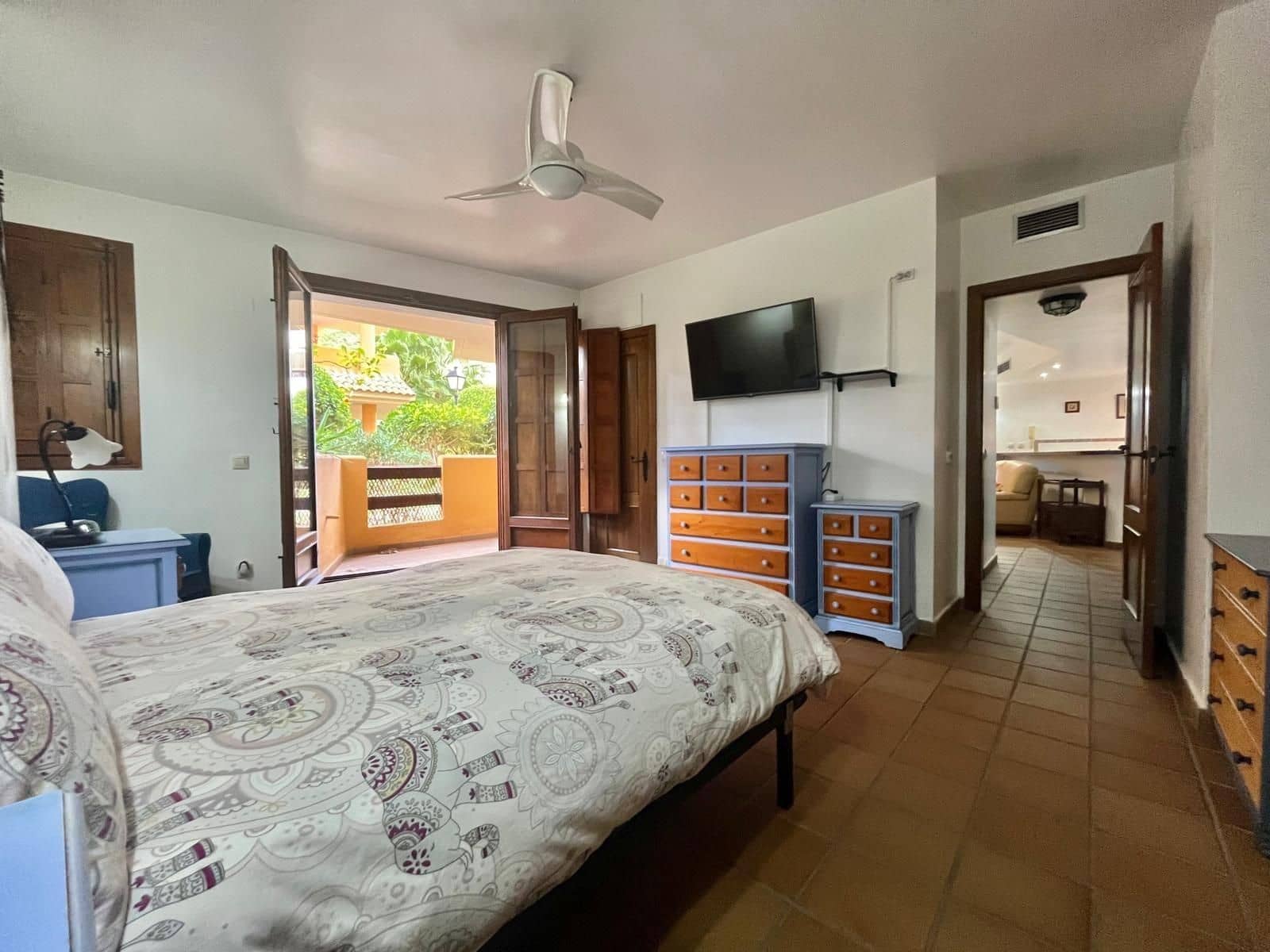 Bungalow de 2 habitaciones en Punta Prima en venta con piscina - 245.000 € (Ref: 9601285)