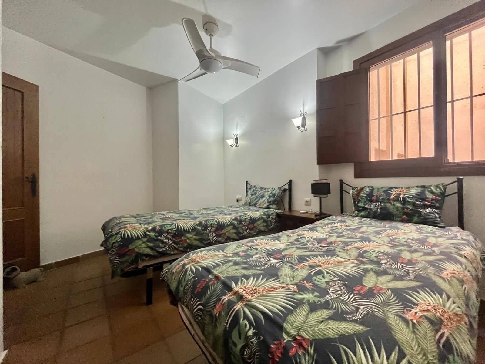 Bungalow de 2 habitaciones en Punta Prima en venta con piscina - 245.000 € (Ref: 9601285)