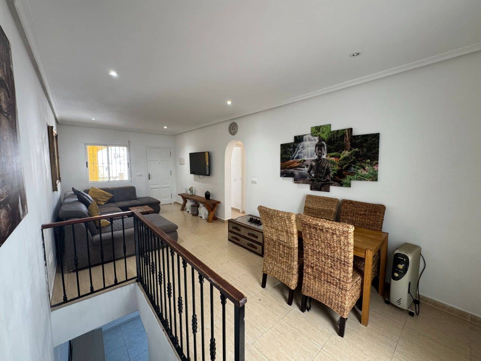 4 makuuhuone Huoneisto myytävänä paikassa Filipinas - 179 995 € (Ref: 9605239)