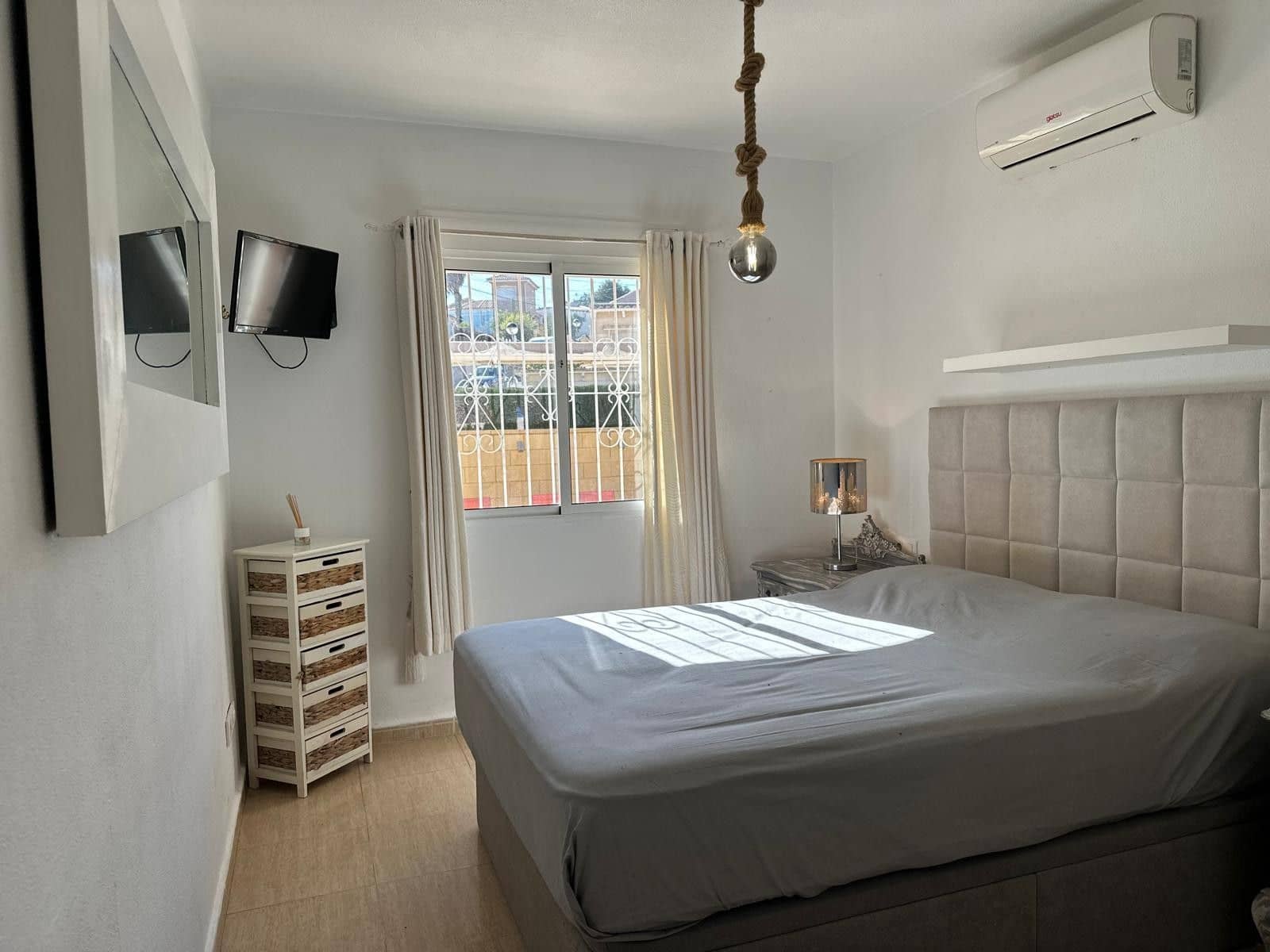 4 makuuhuone Huoneisto myytävänä paikassa Filipinas - 179 995 € (Ref: 9605239)