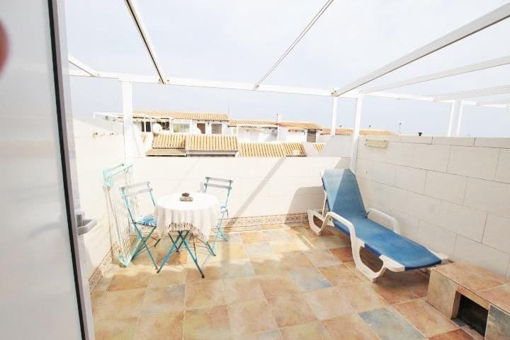 Apartamento de 2 habitaciones en Guardamar del Segura en venta - 179.900 € (Ref: 9605241)