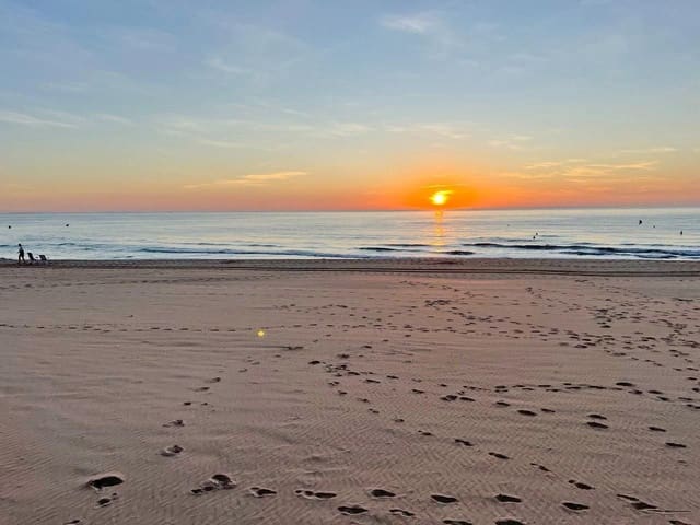 Apartamento de 2 habitaciones en Guardamar del Segura en venta - 179.900 € (Ref: 9605241)