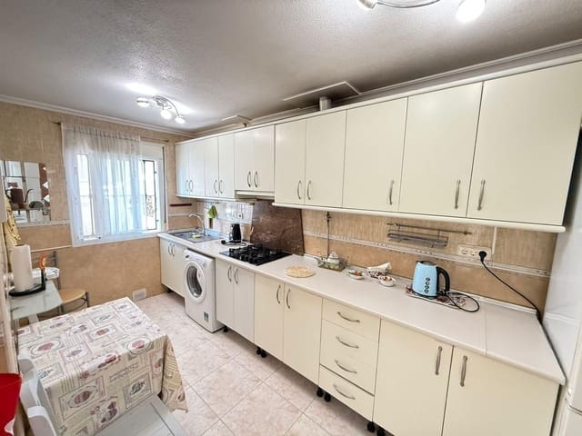 2 Zimmer Haus zu verkaufen in Centro, Torrevieja mit Pool - 176.900 € (Ref: 9605249)