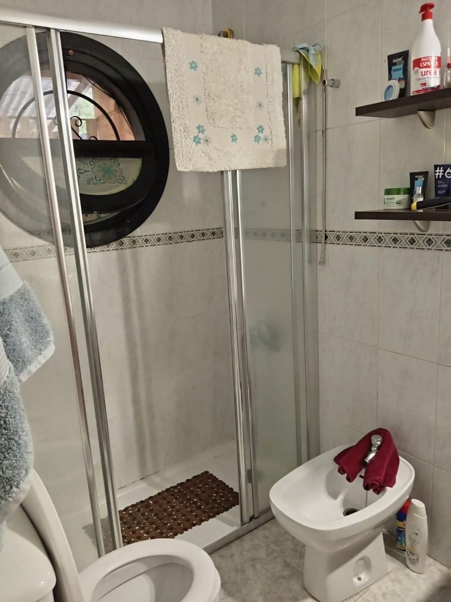 2 makuuhuone Omakotitalo myytävänä paikassa Torrevieja - 179 000 € (Ref: 9605251)