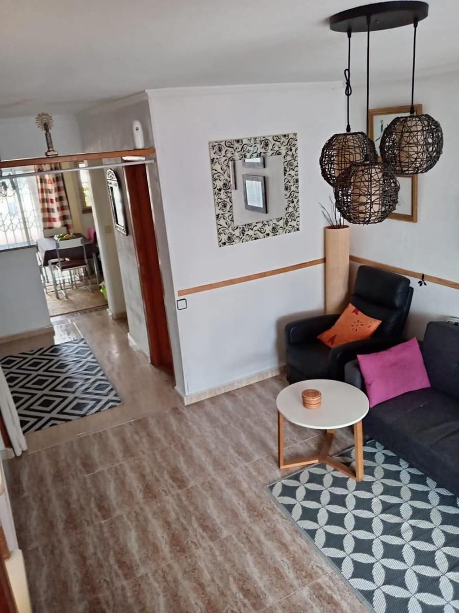 2 makuuhuone Omakotitalo myytävänä paikassa Torrevieja - 179 000 € (Ref: 9605251)