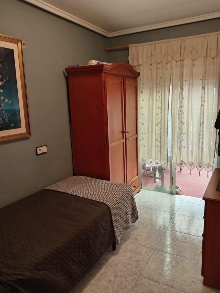 2 makuuhuone Omakotitalo myytävänä paikassa Torrevieja - 179 000 € (Ref: 9605251)