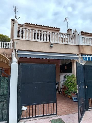 2 makuuhuone Omakotitalo myytävänä paikassa Centro, Torrevieja - 179 000 € (Ref: 9605251)