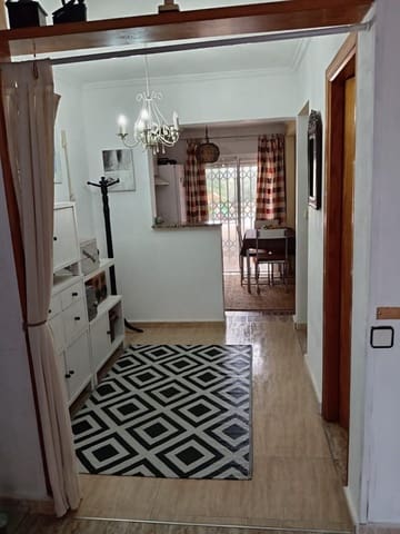 2 makuuhuone Omakotitalo myytävänä paikassa Centro, Torrevieja - 179 000 € (Ref: 9605251)