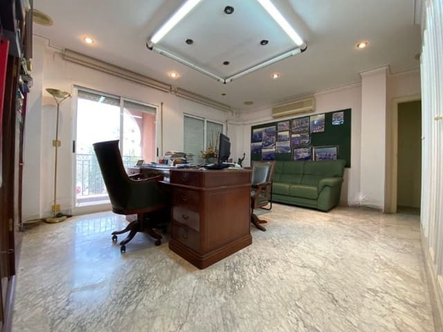 5 chambre Appartement à vendre à Centro, Torrevieja - 330 000 € (Ref: 9608275)