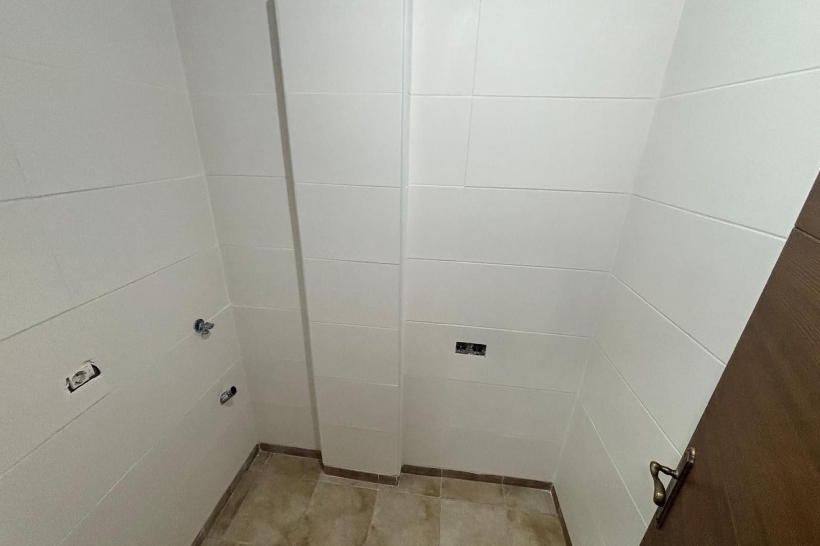 5 soveværelse Rækkehus til salg i Guardamar del Segura med swimmingpool - € 249.995 (Ref: 9608279)