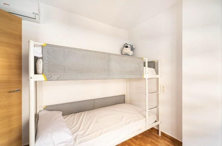 Apartamento de 3 habitaciones en Torrevieja en venta - 174.900 € (Ref: 9608286)