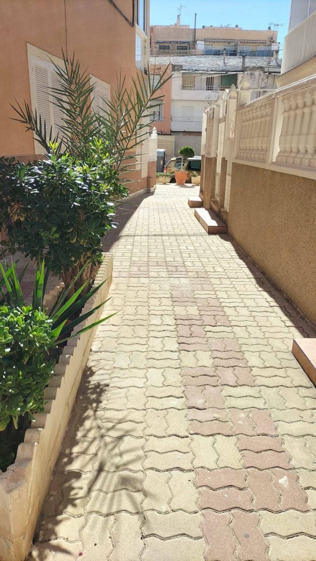 2 makuuhuone Kattohuoneisto myytävänä paikassa Torrevieja mukana uima-altaan - 170 000 € (Ref: 9608296)