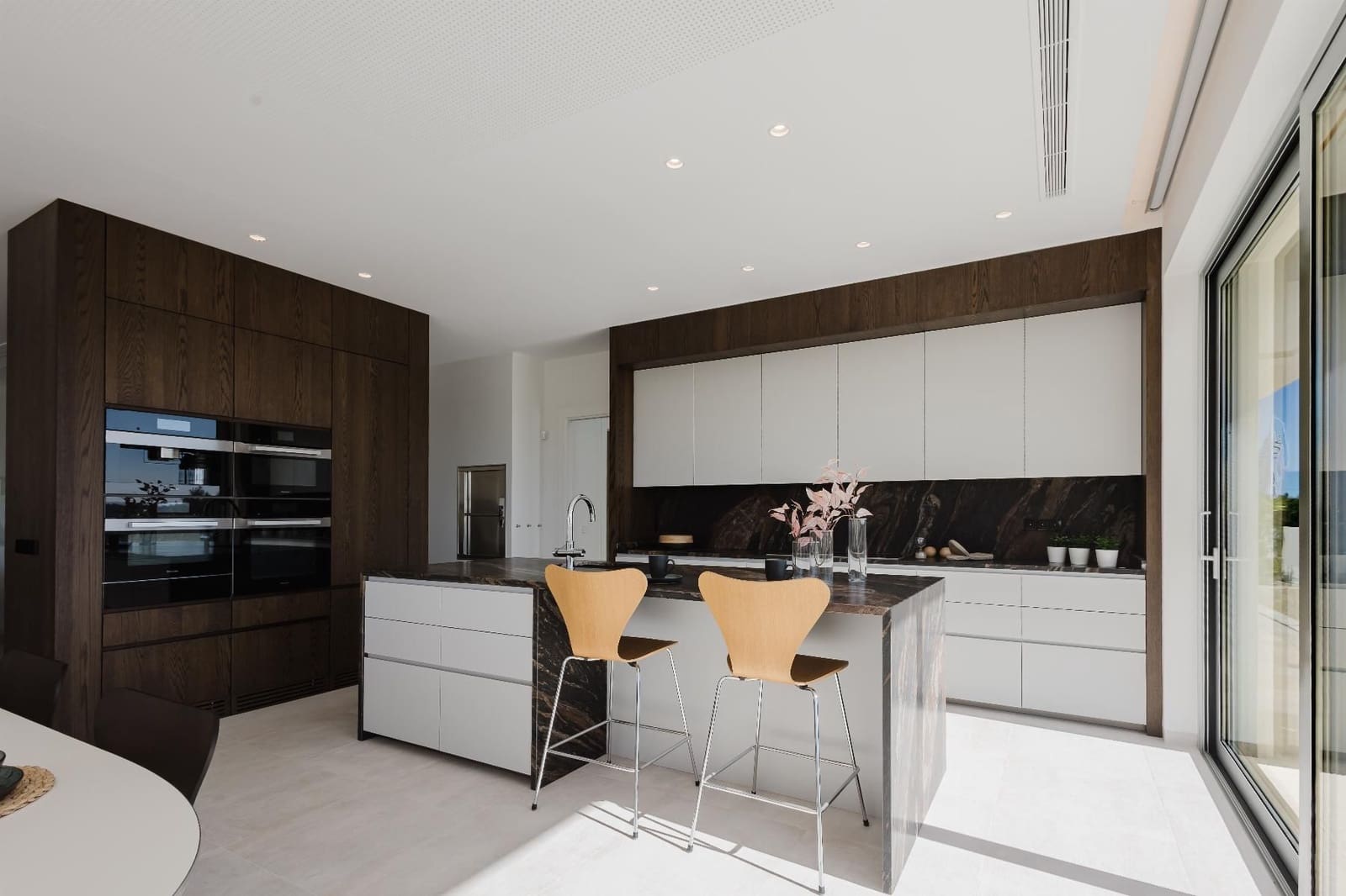 5 quarto Moradia para venda em Las Colinas Golf com garagem - 2 700 000 € (Ref: 9611434)