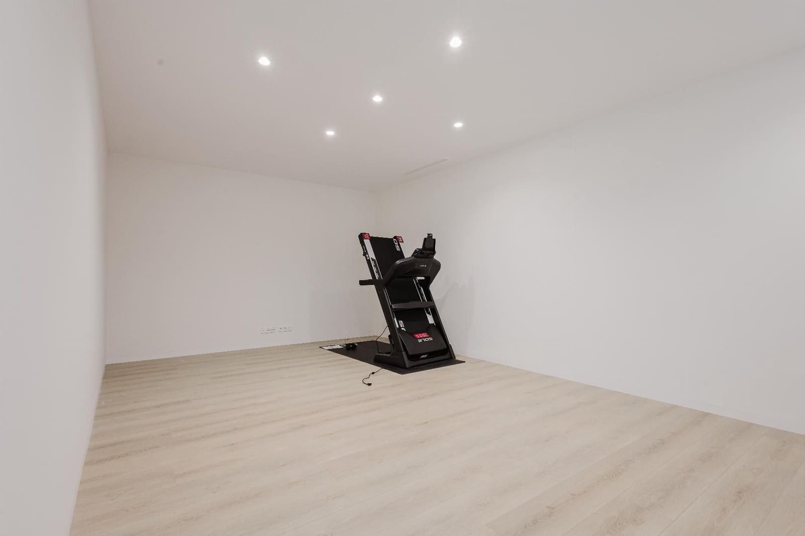 5 quarto Moradia para venda em Las Colinas Golf com garagem - 2 700 000 € (Ref: 9611434)