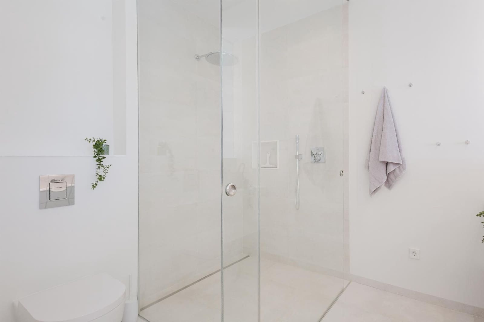 5 quarto Moradia para venda em Las Colinas Golf com garagem - 2 700 000 € (Ref: 9611434)