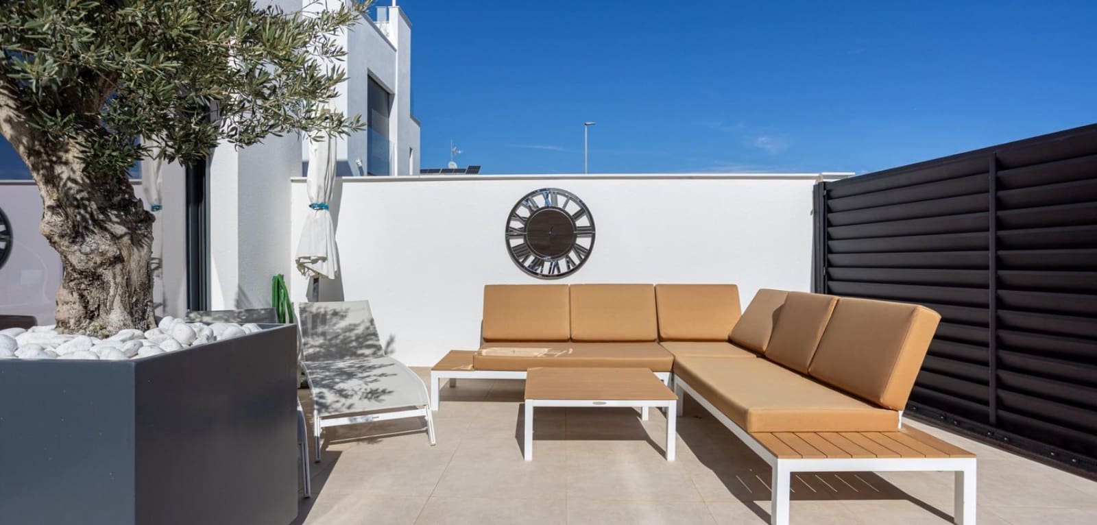 3 bedroom Terraced Villa for sale in Benijofar with pool - € 429,900 (Ref: 9611444)