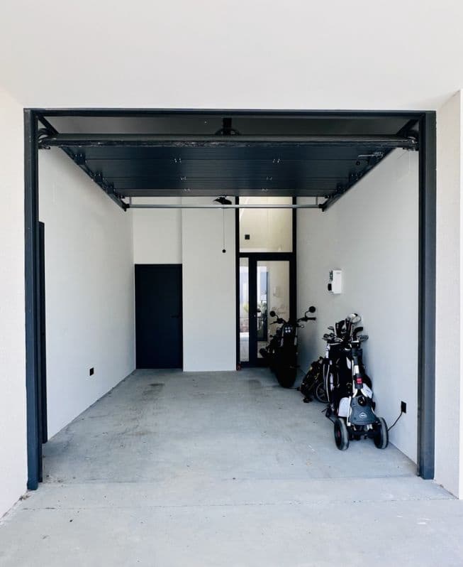 Chalet de 4 habitaciones en Ciudad Quesada en venta con piscina - 789.000 € (Ref: 9611445)