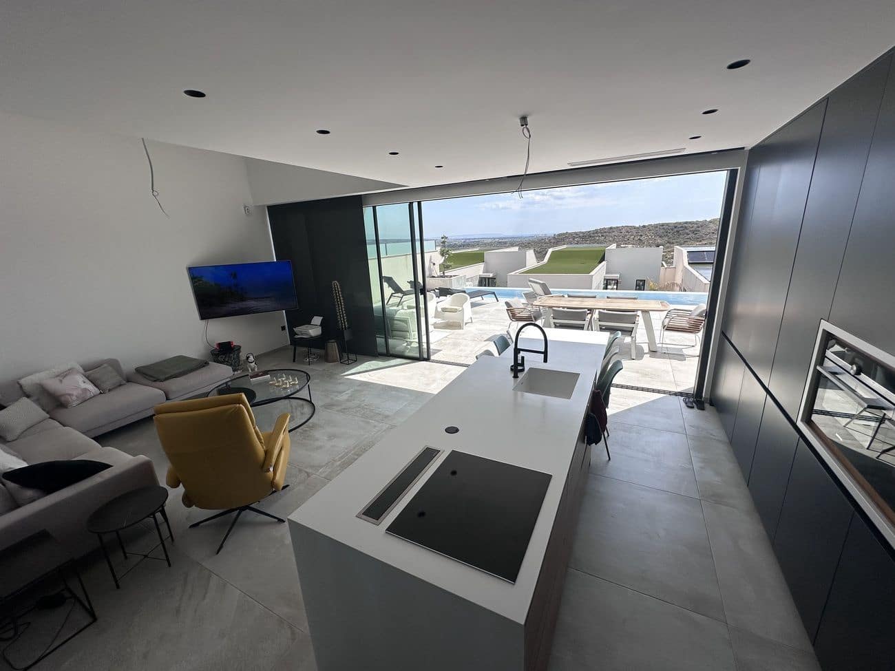 Chalet de 4 habitaciones en Ciudad Quesada en venta con piscina - 789.000 € (Ref: 9611445)