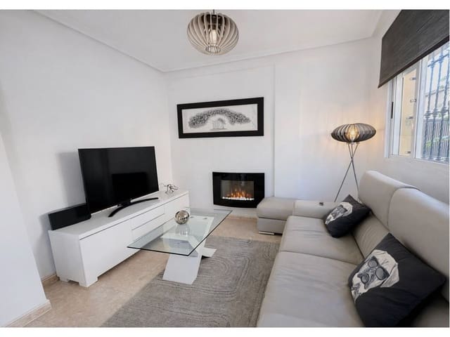 2 sovrum Lägenhet till salu i La Zenia, Orihuela med pool - 230 000 € (Ref: 9611446)