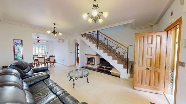 4 chambre Villa/Maison à vendre à Los Alcázares avec garage - 350 000 € (Ref: 9611458)