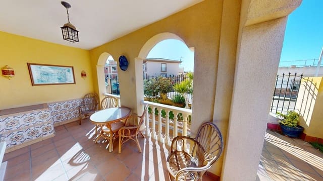 4 chambre Villa/Maison à vendre à Los Alcázares avec garage - 350 000 € (Ref: 9611458)