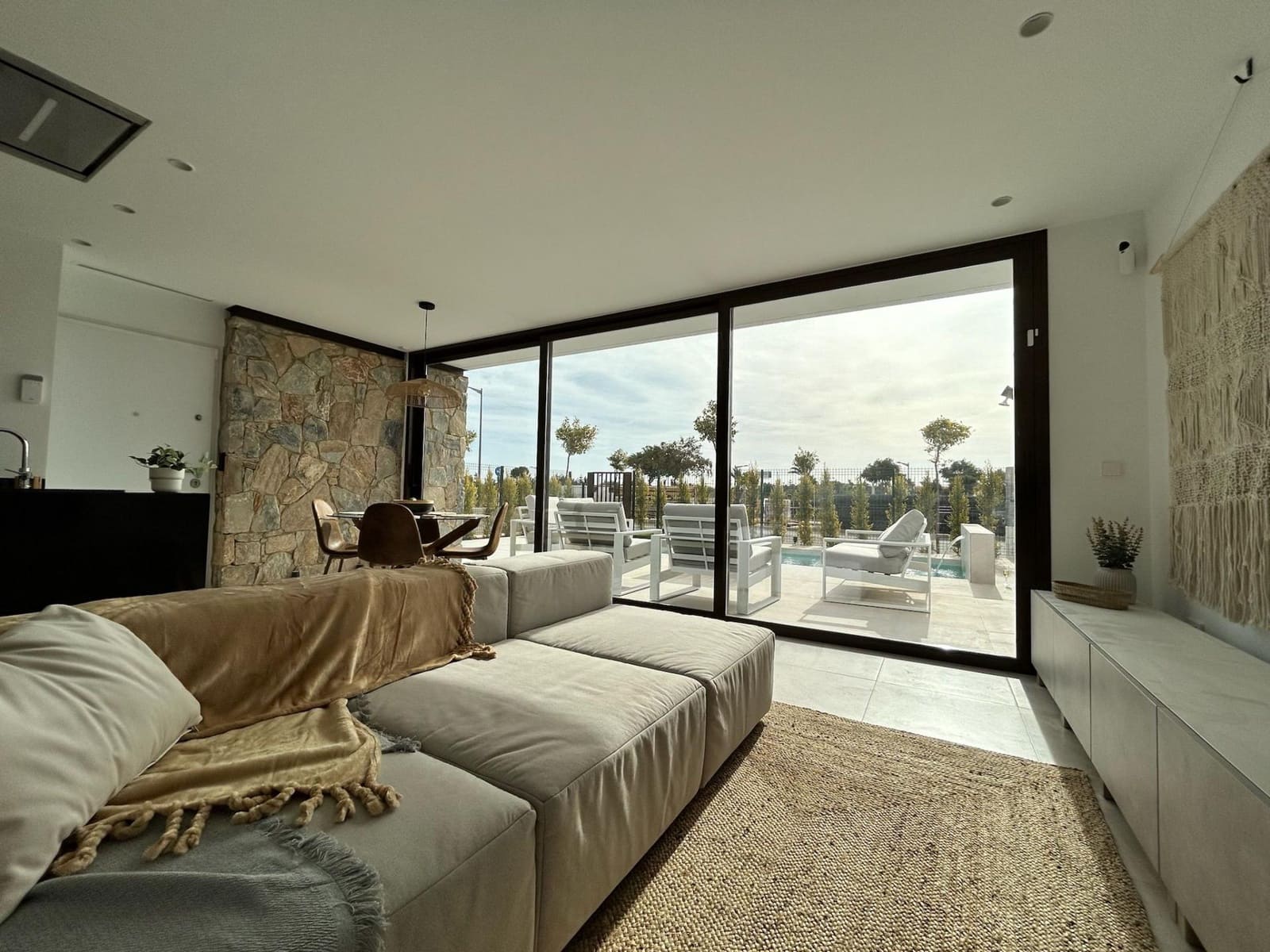 3 bedroom Villa for sale in Los Alcazares - € 450,000 (Ref: 9616093)