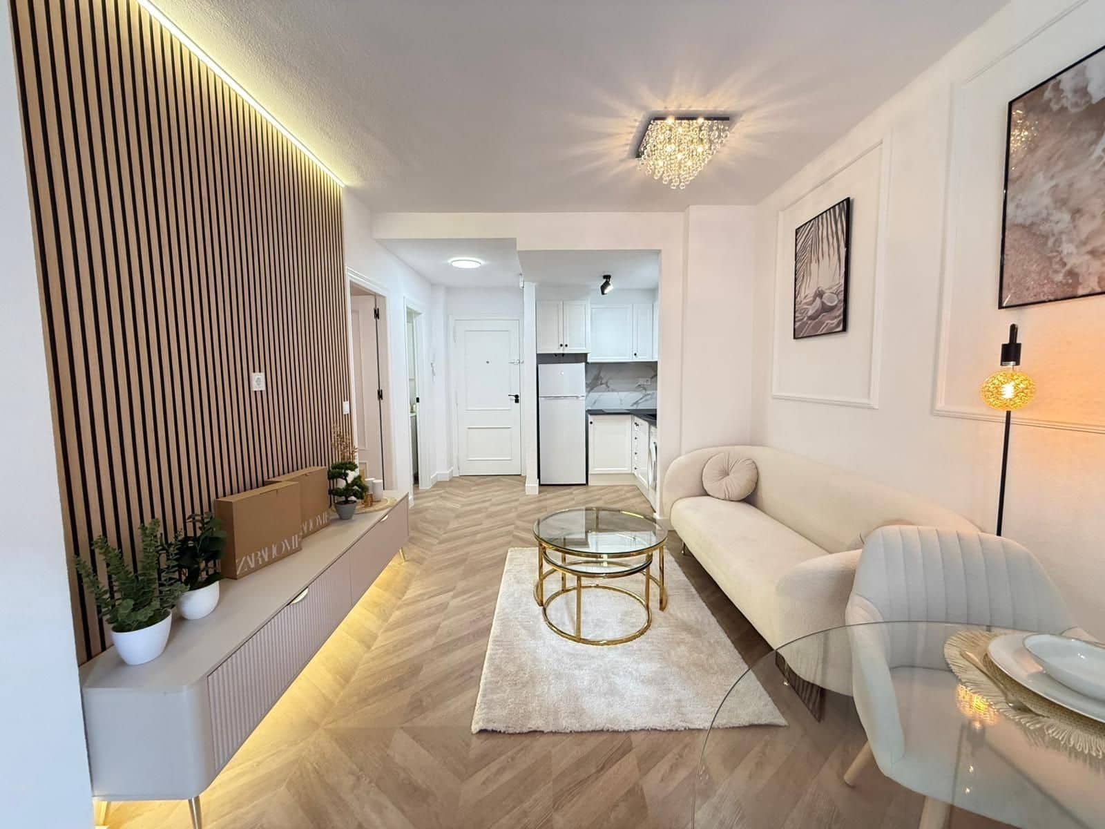 2 Zimmer Apartment zu verkaufen in Torrevieja - 172.000 € (Ref: 9616097)