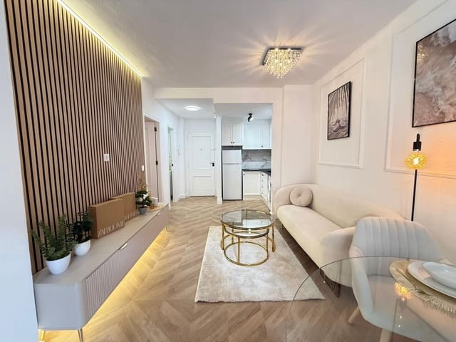 2 Zimmer Apartment zu verkaufen in Centro, Torrevieja - 172.000 € (Ref: 9616097)