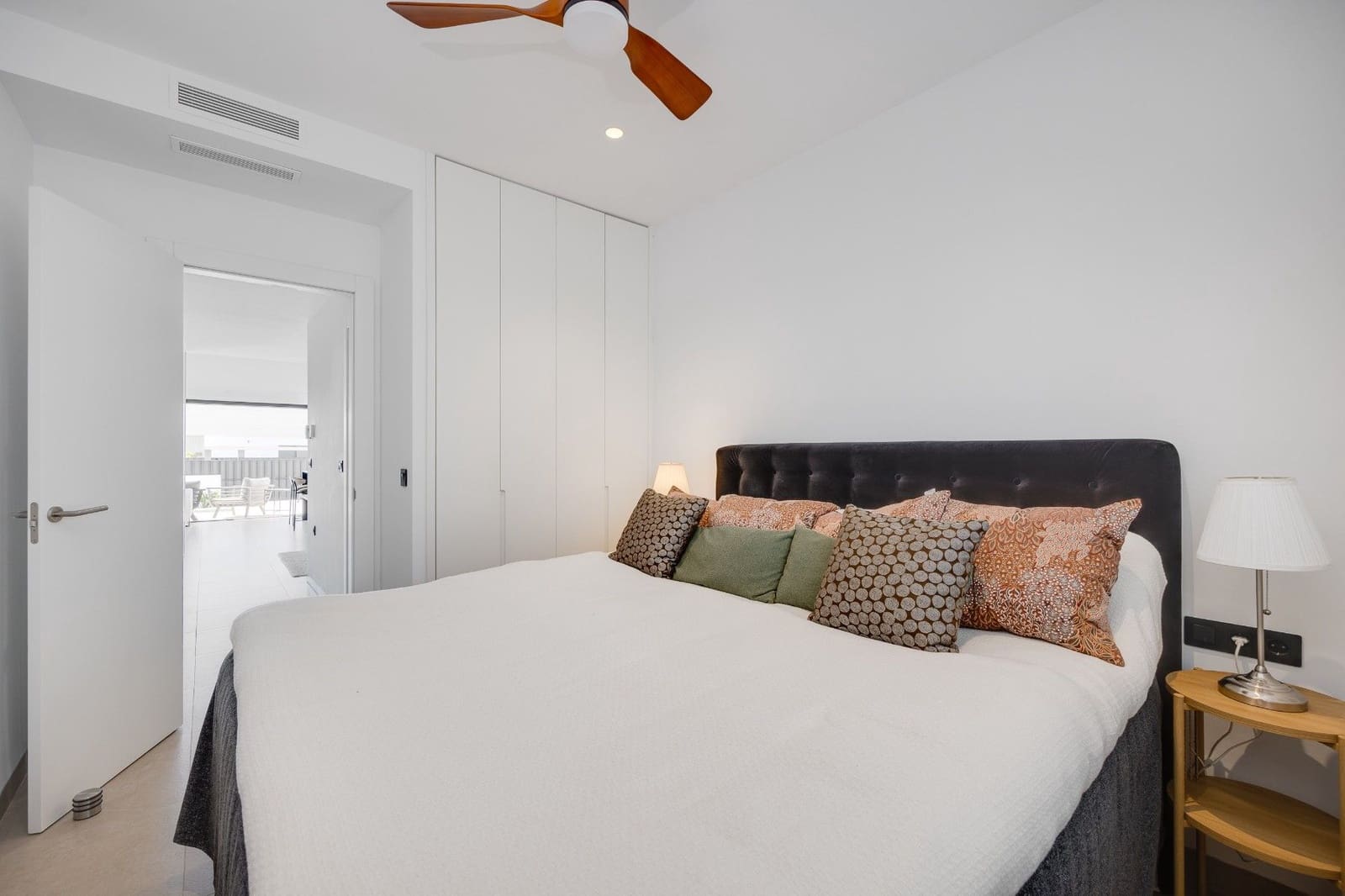 Bungalow de 3 habitaciones en Pilar de la Horadada en venta con piscina - 429.000 € (Ref: 9616101)