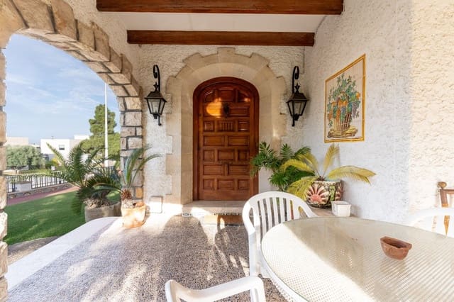 8 soveværelse Villa til salg i Vistahermosa, Alicante by med swimmingpool - € 1.600.000 (Ref: 9616103)